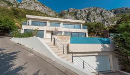 Casa para 750 000 euro en Budva, Montenegro