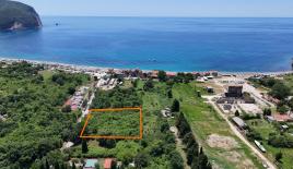 Terreno per 1 100 000 euro a Buljarica, Montenegro