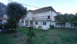 Villa per 370 000 euro a Kotor, Montenegro