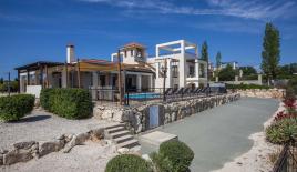Villa per 1 800 000 euro a Paphos, Cipro