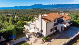 Villa per 565 000 euro in Croazia
