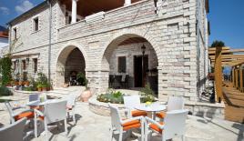 Hotel, albergo per 1 500 000 euro a Ioannina, Grecia