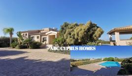 Villa per 1 250 000 euro a Paphos, Cipro