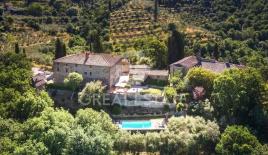 House for 1 980 000 euro in Castiglion Fiorentino, Italy