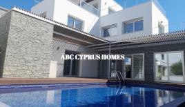 Villa per 1 725 000 euro a Paphos, Cipro