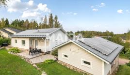Haus für 299 000 euro in Riihimaki, Finnland