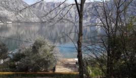 Land for 1 610 000 euro in Stoliv, Montenegro