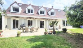 Maison pour 945 000 Euro à Paris, France