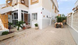 Bungalow for 139 000 euro in Torrevieja, Spain