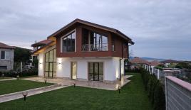 Maison pour 235 000 Euro à Tankovo, Bulgarie