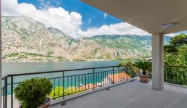 Villa for 1 400 000 euro in Muo, Montenegro