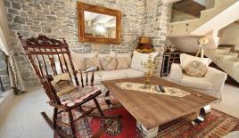 Villa for 1 200 000 euro in Tivat, Montenegro