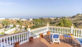 Villa für 1 575 000 euro in Benalmadena, Spanien