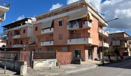 Appartement pour 67 000 Euro à Scalea, Italie