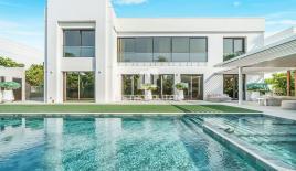 Villa in Dubai, UAE (price on request)
