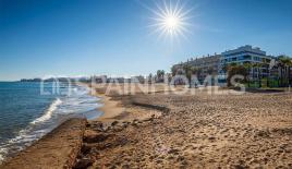 Penthouse for 389 000 euro in Torrevieja, Spain