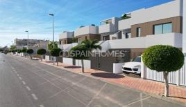 Apartment for 315 000 euro in San Pedro del Pinatar, Spain