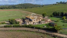 Maison pour 1 800 000 Euro à Castelnuovo, Italie