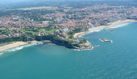 Appartamento per 443 000 euro a Biarritz, Francia
