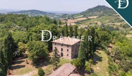 Villa für 1 950 000 euro in Italien