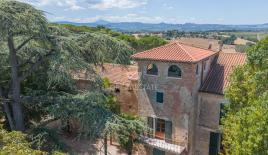 Haus für 520 000 euro in Castiglione del Lago, Italien