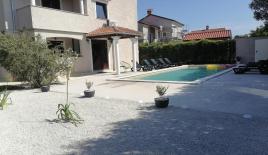 Villa pour 1 245 000 Euro à Poreč, Croatie