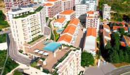 Apartment für 515 000 euro in Becici, Montenegro