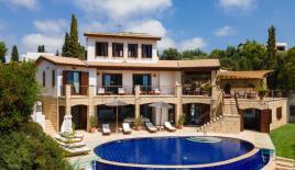 Flat for 3 790 000 euro in Paphos, Cyprus