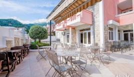 Hotel für 3 500 000 euro in Budva, Montenegro