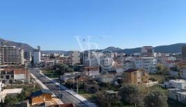 Wohnung für 153 758 euro in Bar, Montenegro