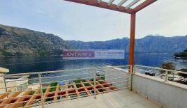 Villa pour 1 100 000 Euro à Stoliv, Monténégro