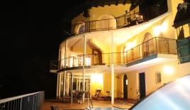 Villa per 1 300 000 euro a Verbania, Italia