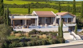 Villa per 3 391 000 euro sulla penisola di Luštica, Montenegro