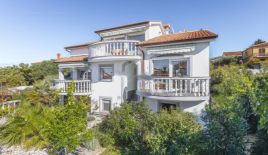 House for 980 000 euro in Koper, Slovenia