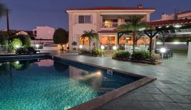 Villa for 1 500 000 euro in Paphos, Cyprus