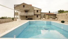 Hotel für 1 800 000 euro in Blizikuce, Montenegro