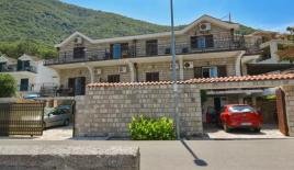 Hotel für 1 600 000 euro in Stoliw, Montenegro