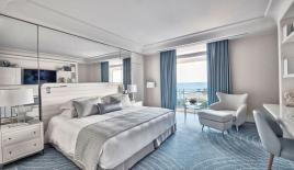 Hotel, albergo per 489 025 000 euro a Cannes, Francia