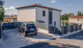 Maison pour 980 000 Euro à Koper, Slovénie