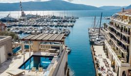 Penthouse in Tivat, Montenegro (preis auf Anfrage)