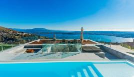 Villa for 2 900 000 euro in Massino Visconti, Italy