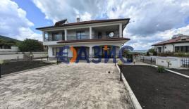 Haus für 385 000 euro in Medovo, Bulgarien