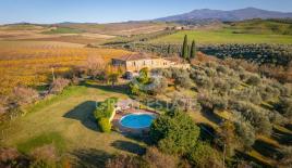 Casa per 1 150 000 euro in Italia