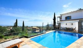 Haus für 2 100 000 euro in Ionische Inseln, Griechenland