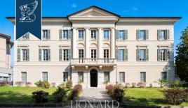 Casa per 3 500 000 euro a Brescia, Italia