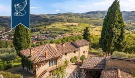 Villa a Greve in Chianti, Italia (prezzo su richiesta)