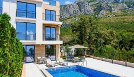 Casa per 650 000 euro a Rezevici, Montenegro