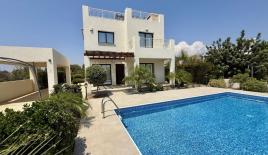 Villa for 615 000 euro in Paphos, Cyprus