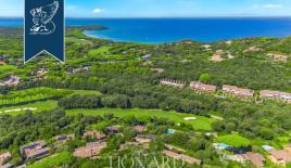 Villa per 2 350 000 euro a Castiglione della Pescaia, Italia