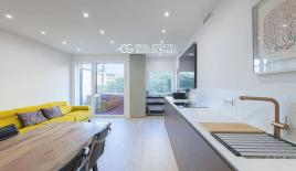 Appartamento per 690 000 euro a Eixample, Spagna